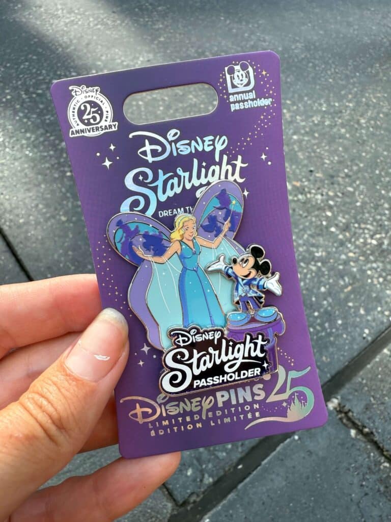 Disney Starlight Passholder Disney Pins Limited Edition