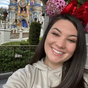 Profile pic of Co-host podcast Stephanie Perret-Gentil of the Mouse Ears podcast